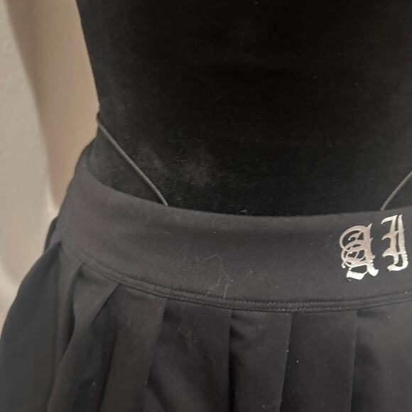 Ai Cash Black pleated mini skirt with silver lettering - Picture 4 of 8